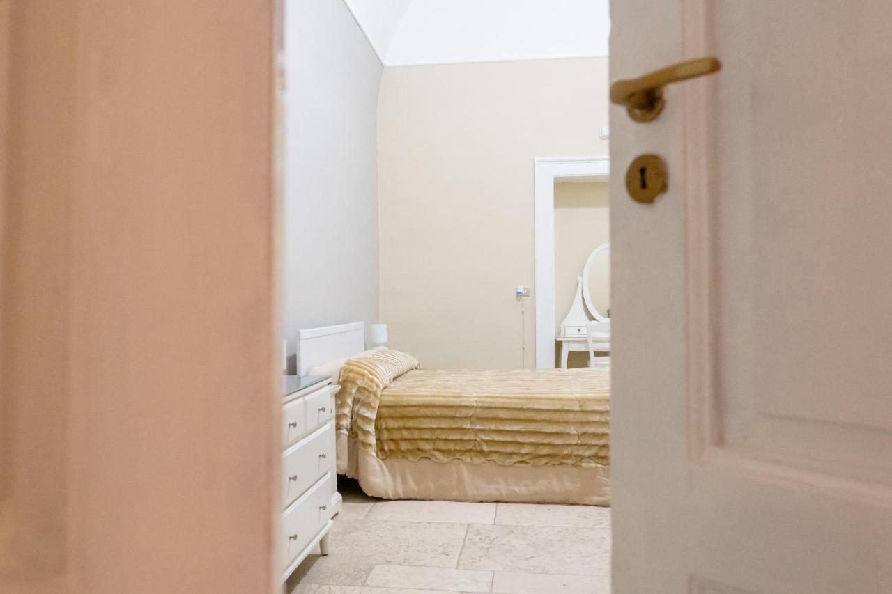 B&B Santi Medici Bitonto Bagian luar foto